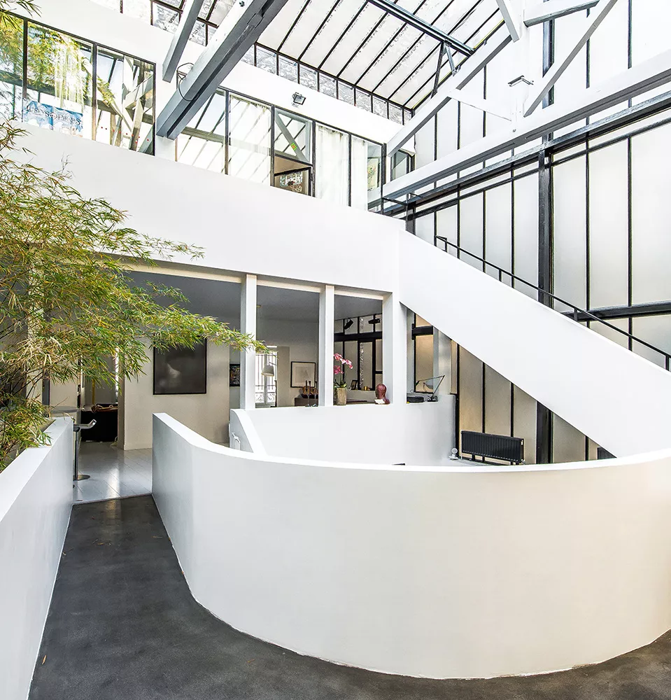 Bright, professional premises in the 17th arrondissement of Paris