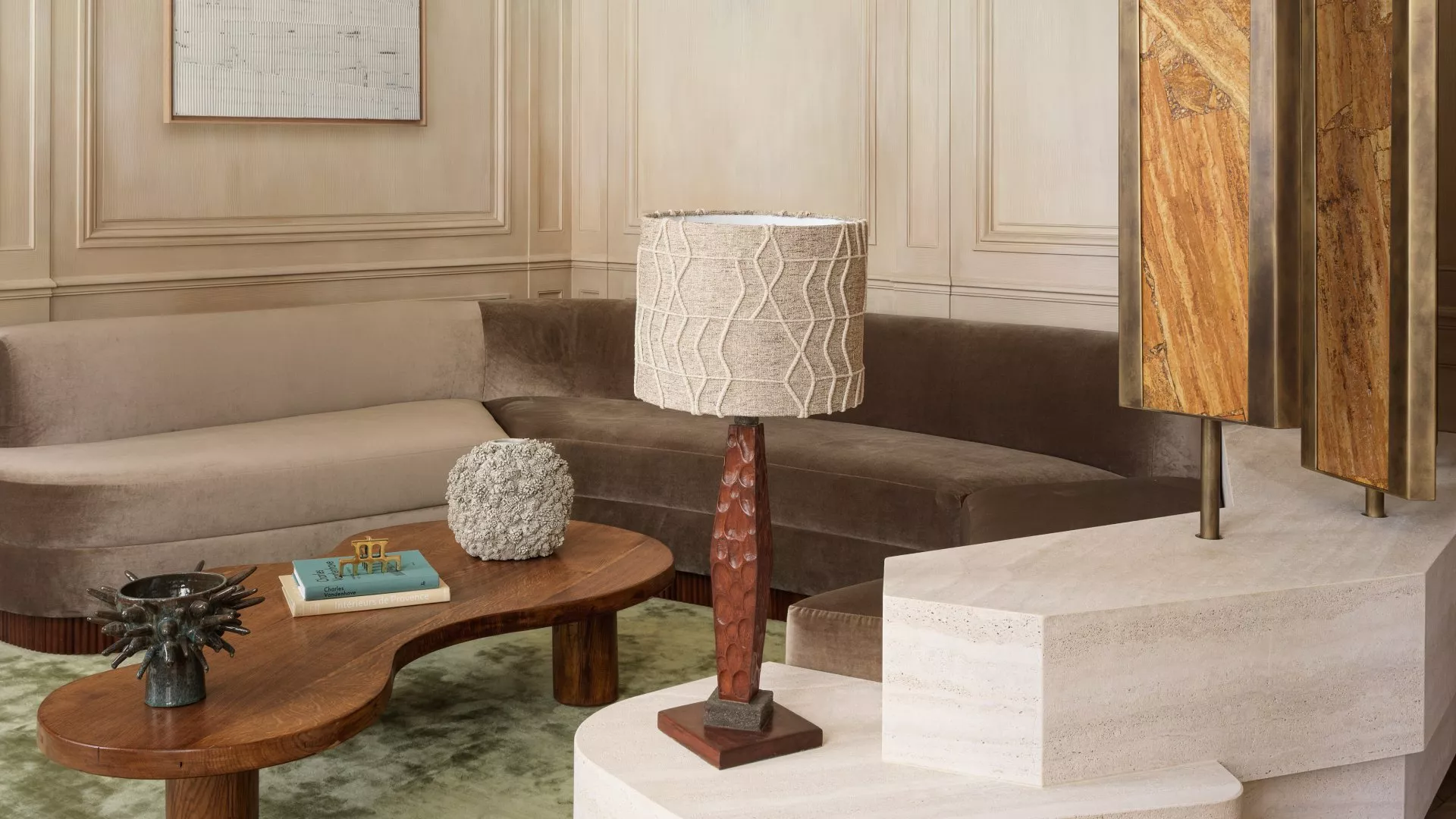 Photo of a Parisian apartment renovated by Hugo Toro