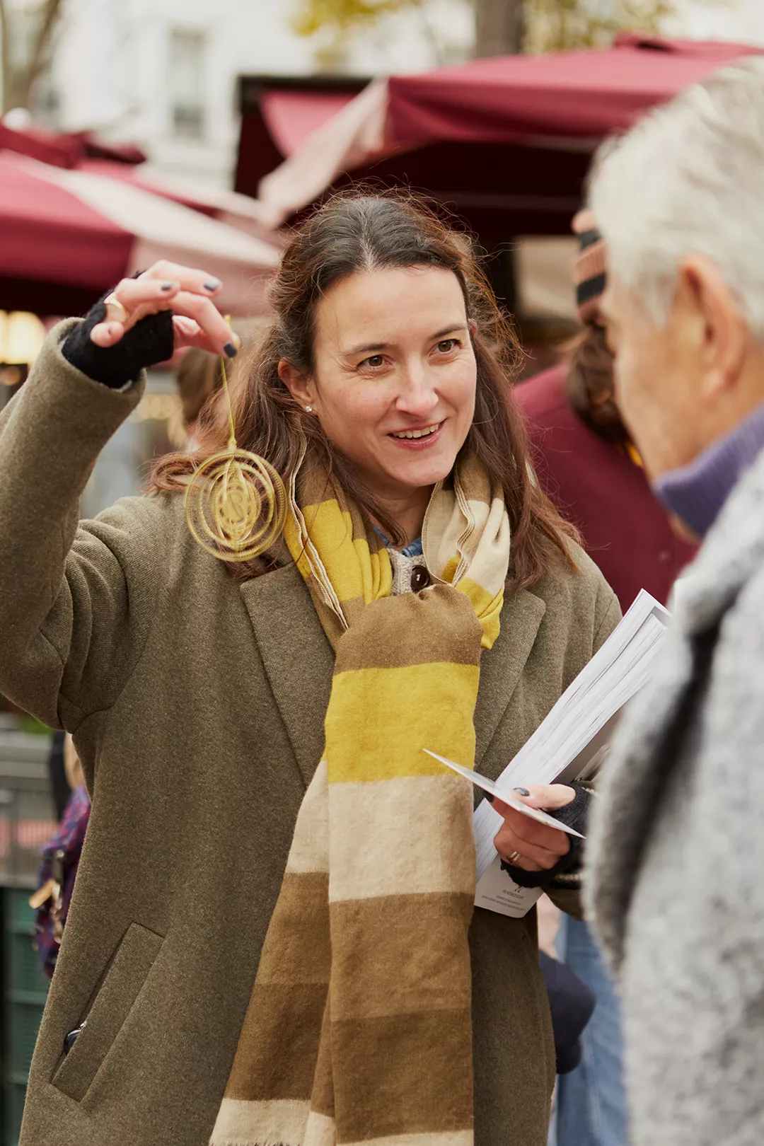 A Junot consultant during a street marketing organized by Junot